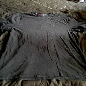 Black tommy hilfiger xxl size t-shirt